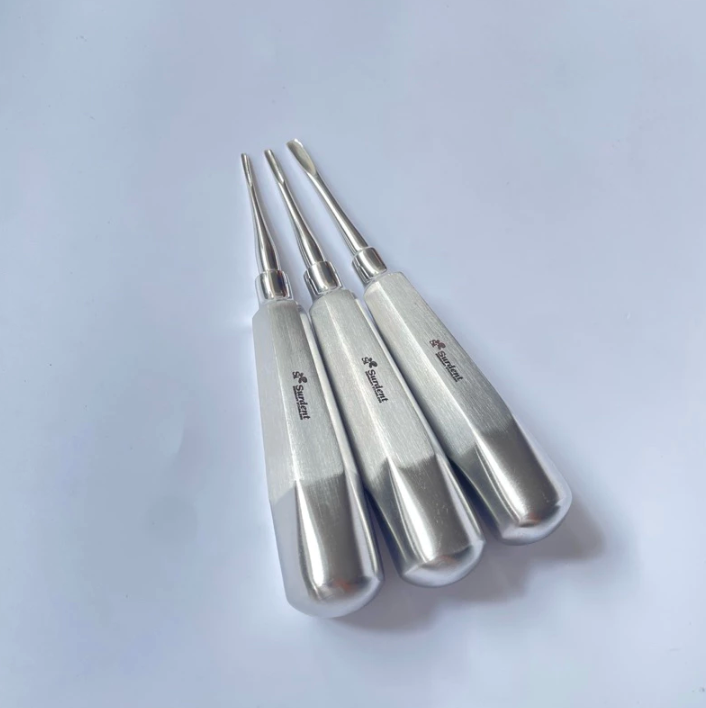Metal Handle Luxator (non serration)