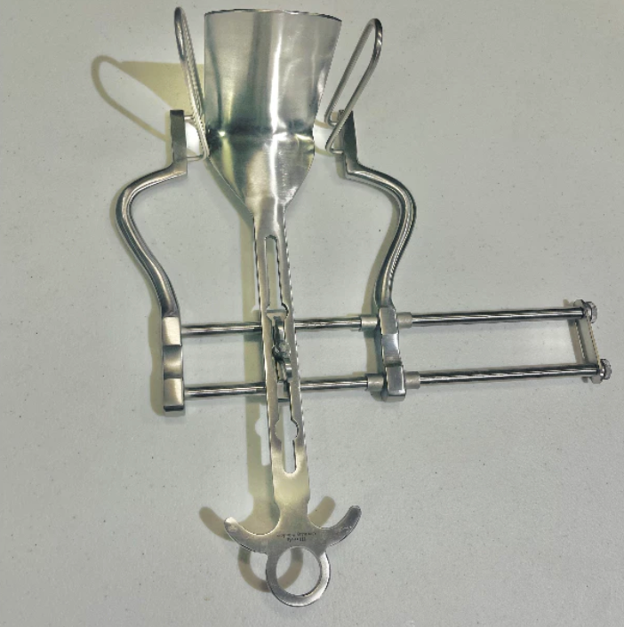 Balfour Abdominal Retractor