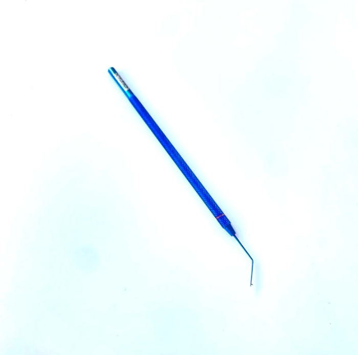 Penzel Lens Manipulating Hook Retractor