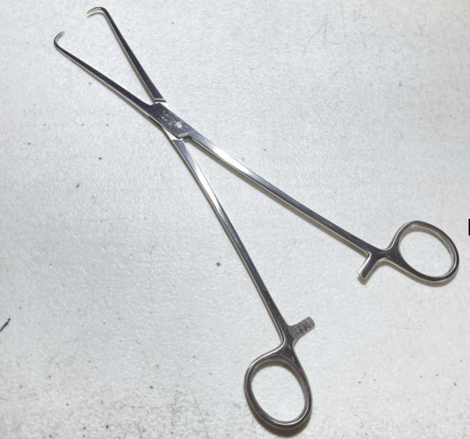 Tenaculum Forceps