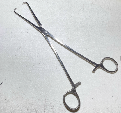 Tenaculum Forceps