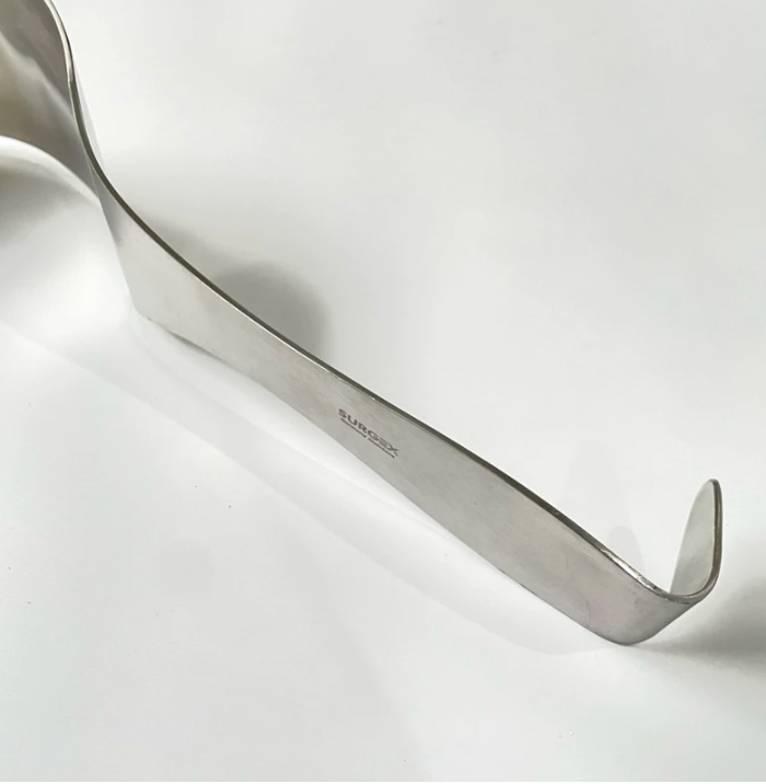 Deaver Retractor