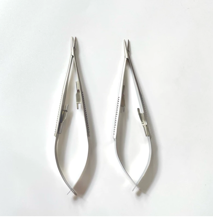 Castroviejo Needle Holder Serrated