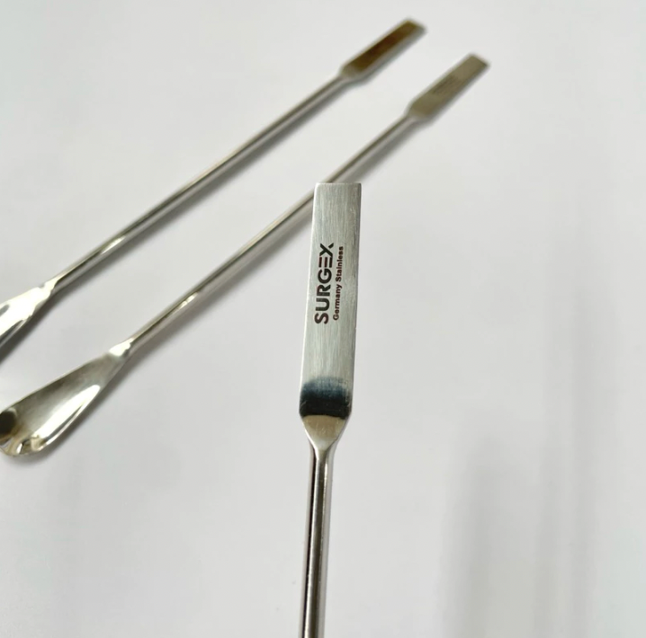 Medical Measuring Scoop and Spatula