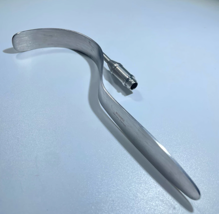 Premium Deaver Retractor With Fiber Optic German Stainless