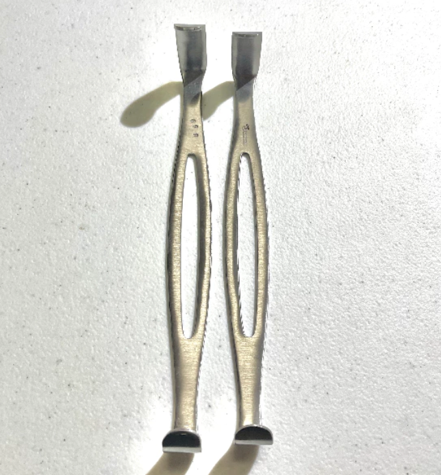 Army Navy Retractors