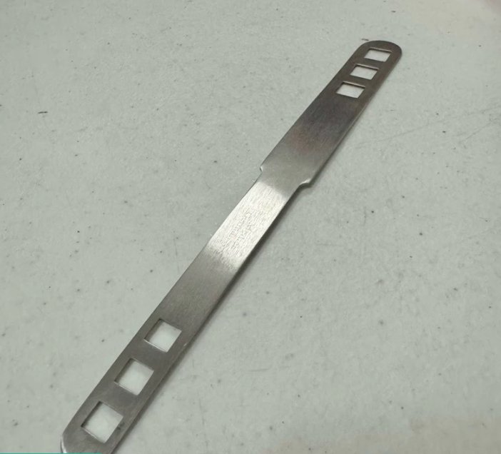 Tongue and Cheek Retractor