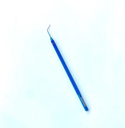 Penzel Lens Manipulating Hook Retractor