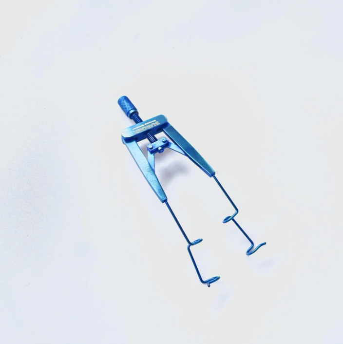 Opthalmic Wire Speculum Titanium