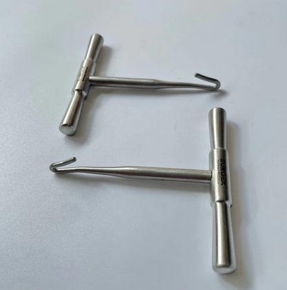Gigle Wire Handle