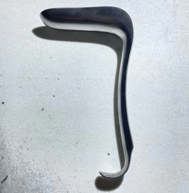 Vaginal Retractor
